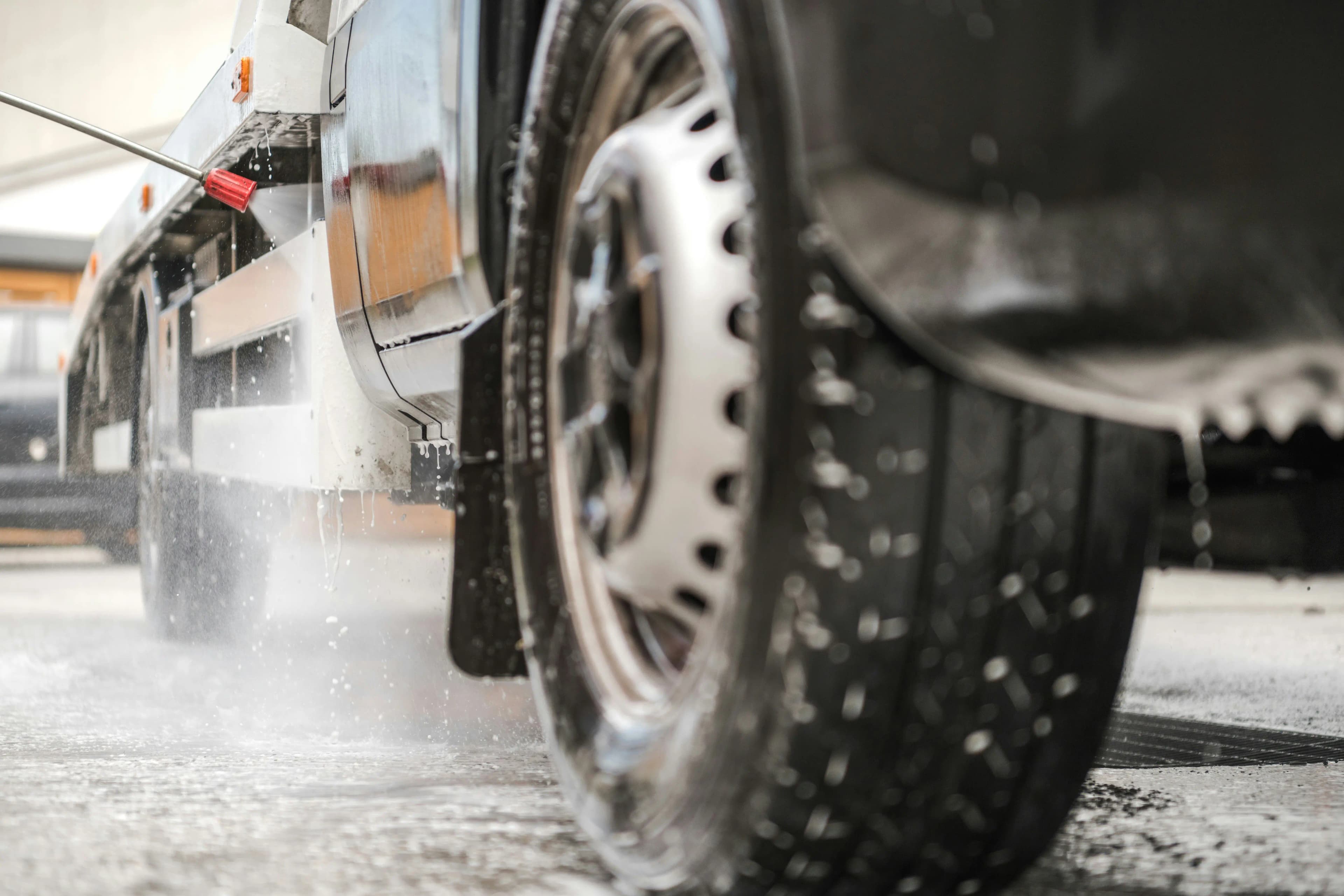 Pressure Washing in Canton, Ohio: 2026 Pricing & When to Hire