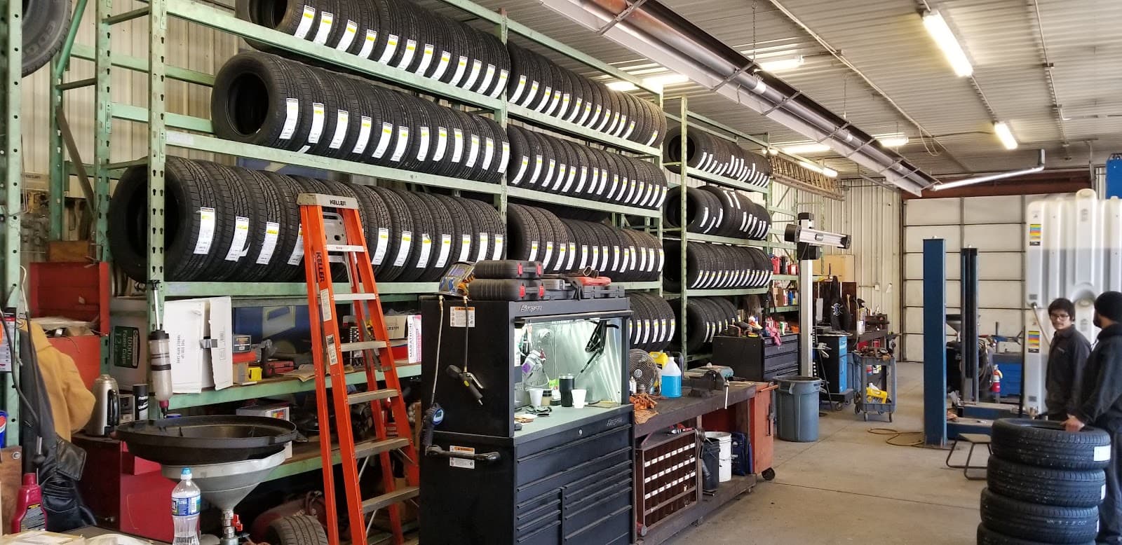 Uniontown Tire Co Inc cover photo