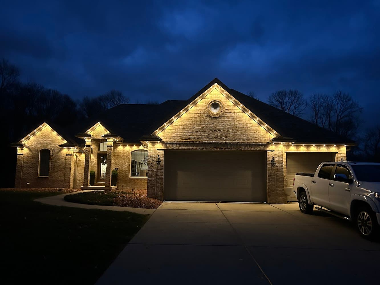 S. Daily construction llc. cover photo