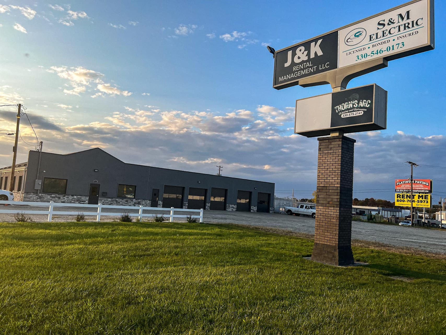 S&M Electric cover photo