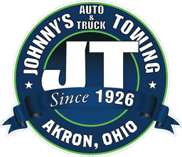 Johnny’s Auto & Heavy Duty Semi Truck Towing