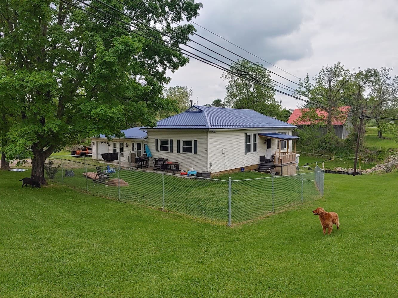 Amish Country Roofing cover photo