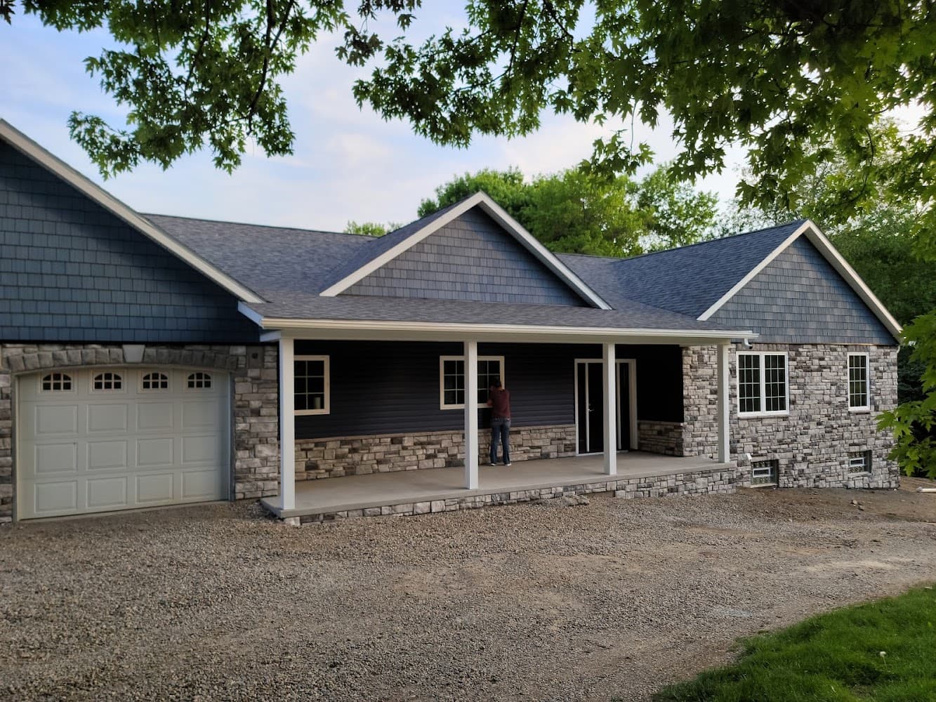 CREW 2 CONSTRUCTION LLC cover photo